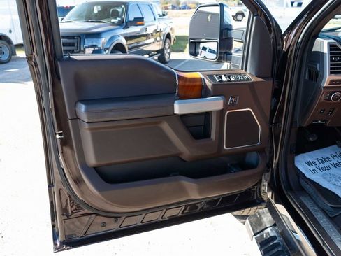 Used 2019 Ford F250 King Ranch w/ Tow Technology Bundle image 12