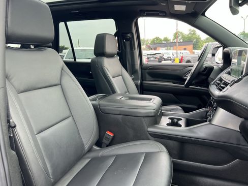 Used 2024 Chevrolet Tahoe Z71 w/ Luxury Package AWD/4WD image 28