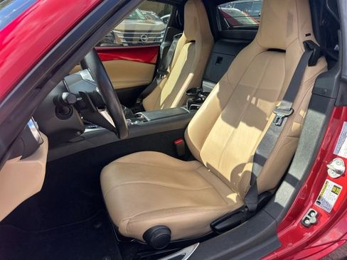 Used 2019 MAZDA MX-5 Miata RF Grand Touring image 17