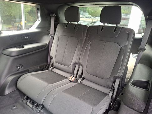 New 2025 Jeep Grand Cherokee L Laredo w/ Luxury Tech Group I image 6