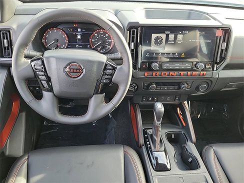 New 2025 Nissan Frontier PRO-4X w/ Pro Premium Package image 5
