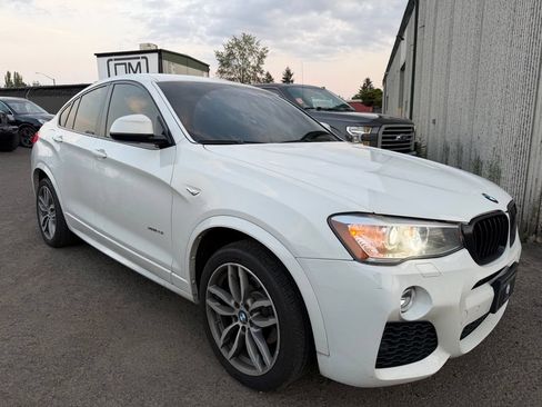 Used 2018 BMW X4 xDrive28i AWD/4WD image 4