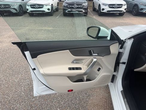 Used 2025 Mercedes-Benz CLA 250 w/ Exclusive Package image 16