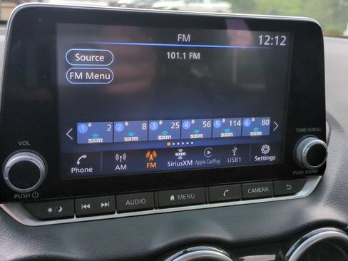 Used 2022 Nissan Sentra SV w/ Lighting Package FWD image 16