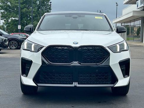 New 2025 BMW X2 xDrive28i w/ Technology Package image 2