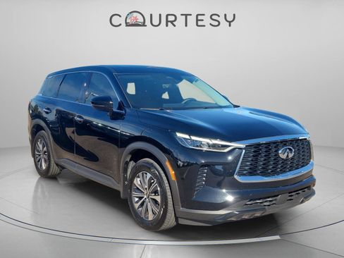 Certified 2025 INFINITI QX60 Pure image 4