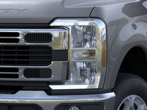 New 2026 Ford F350 XLT AWD/4WD image 18