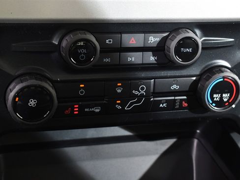 New 2026 Ford F350 XLT w/ XLT Premium Package image 28