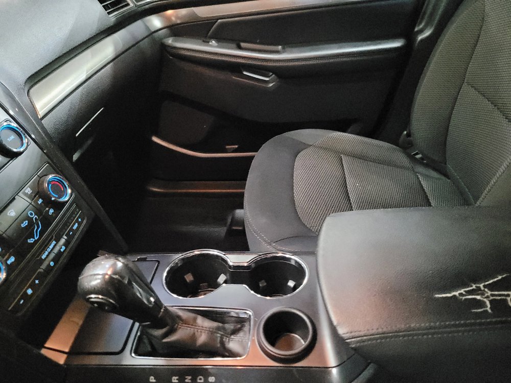 Used 2019 Ford Explorer XLT FWD image 26