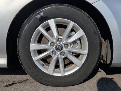 Certified 2025 Toyota Camry LE image 6