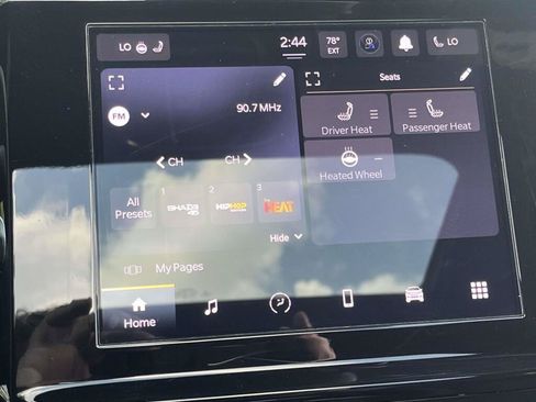 Used 2023 Jeep Grand Cherokee L Laredo AWD/4WD image 24