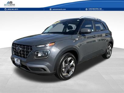 Used 2025 Hyundai Venue SEL