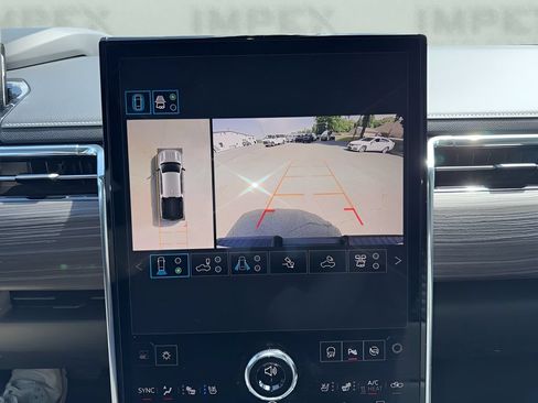 Used 2025 GMC Sierra EV Denali AWD/4WD image 21