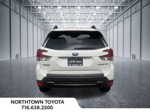 Used 2020 Subaru Forester Limited AWD/4WD image 8