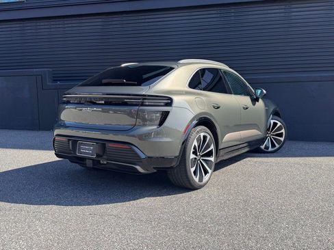 Certified 2024 Porsche Macan Turbo Electric image 10