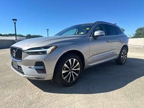 Certified 2023 Volvo XC60 B5 Core w/ Climate Package AWD/4WD image 4