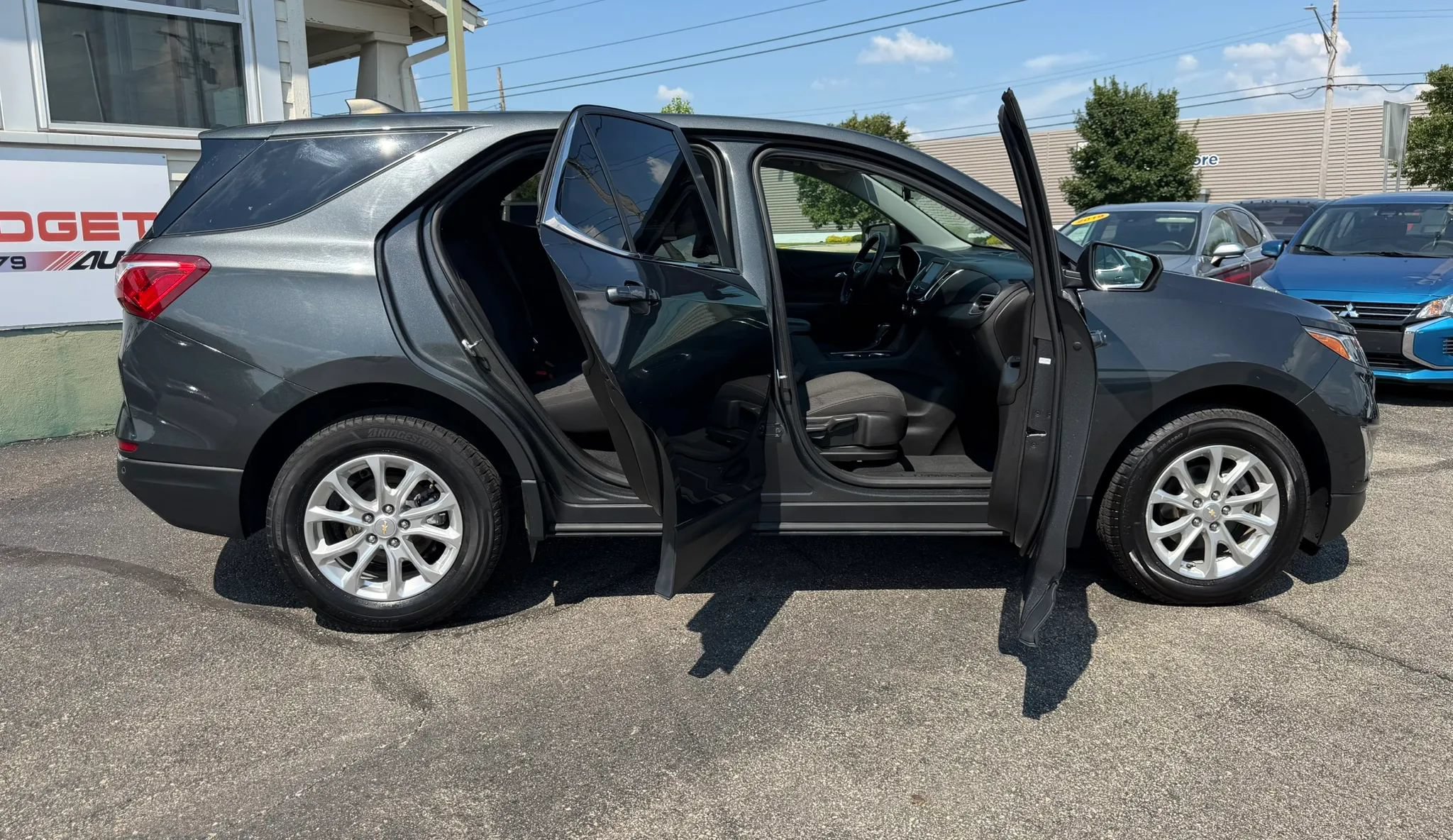 Used 2021 Chevrolet Equinox LT AWD/4WD image 25