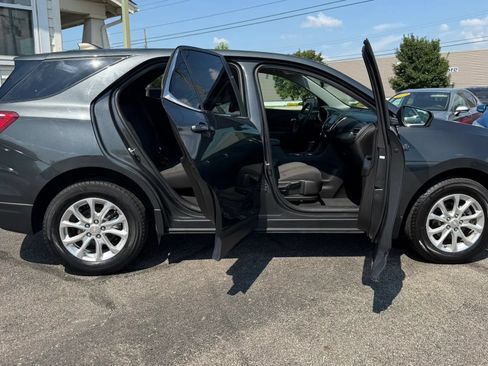 Used 2021 Chevrolet Equinox LT AWD/4WD image 25