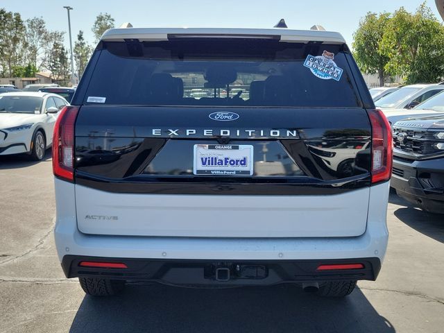 Certified 2025 Ford Expedition Active AWD/4WD image 25