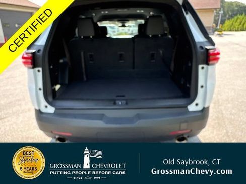 Used 2023 Chevrolet Traverse RS AWD/4WD image 23