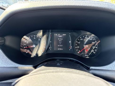 Used 2022 Jeep Compass Latitude AWD/4WD image 13