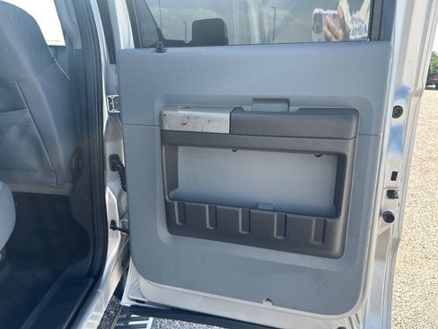 Used 2014 Ford F250 XLT w/ XLT Premium Package AWD/4WD image 34