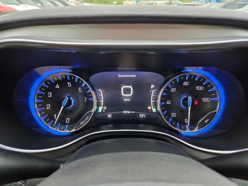 Used 2023 Chrysler Pacifica Limited w/ S Appearance Package AWD/4WD image 23