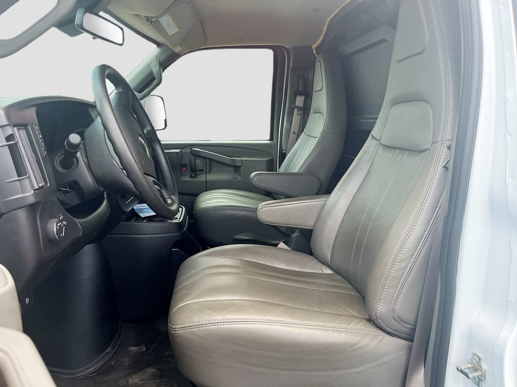 Used 2025 Chevrolet Express 2500 Extended w/ Safety Package RWD image 19
