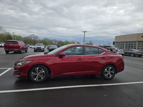 Used 2020 Nissan Sentra SV image 1