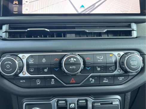 New 2026 Jeep Gladiator Mojave AWD/4WD image 28
