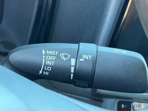 Used 2025 Toyota Camry LE AWD/4WD image 16