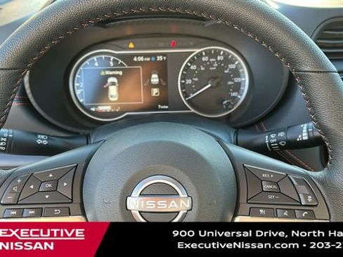 New 2025 Nissan Versa SR w/ Trunk Package image 10