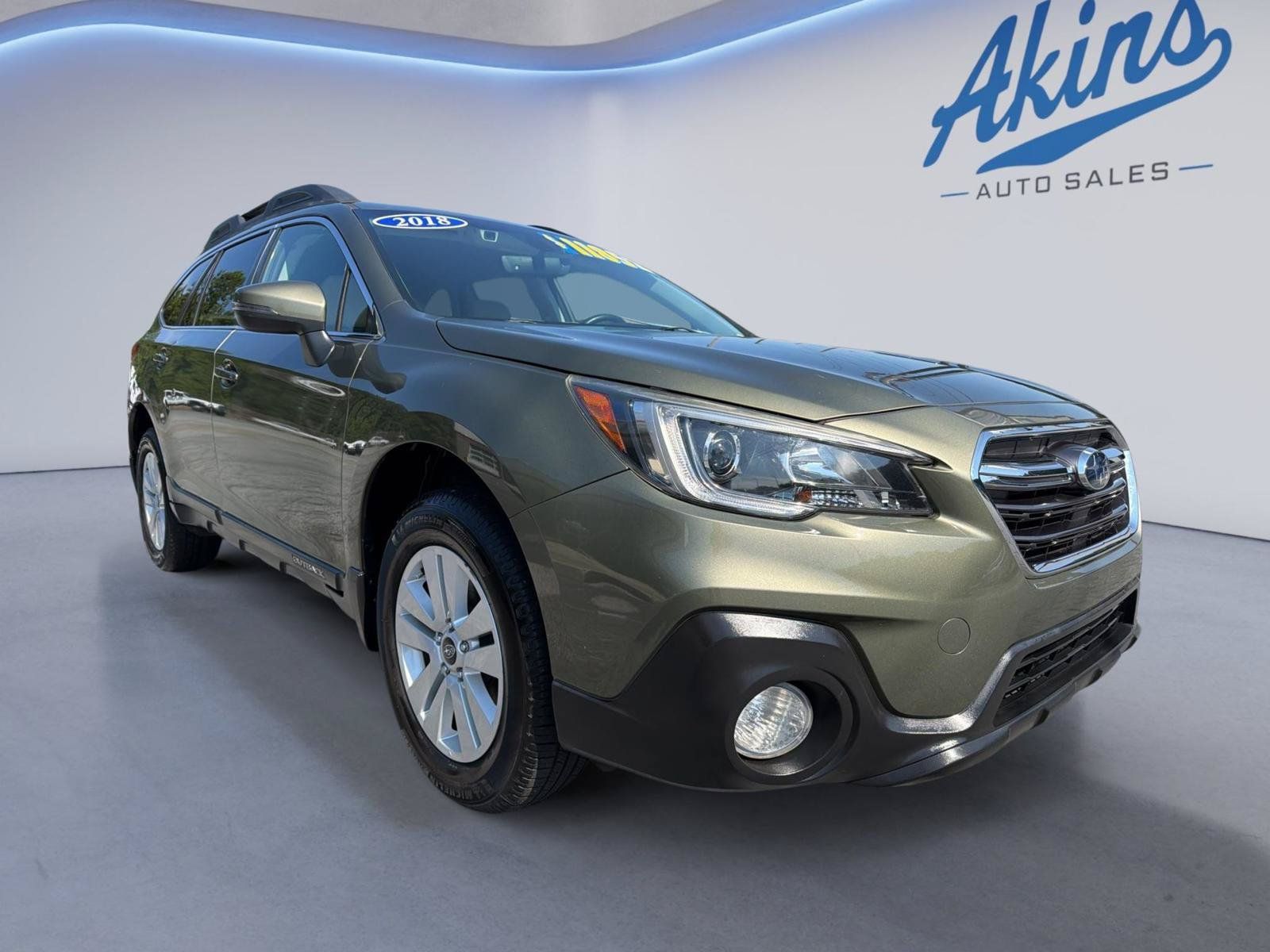 Used 2019 Subaru Outback 2.5i Premium w/ Popular Package #2 AWD/4WD image 1