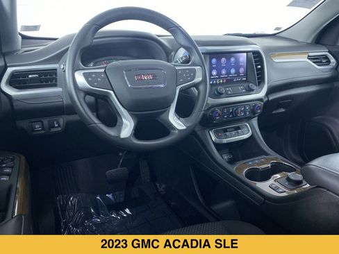 Certified 2023 GMC Acadia SLE w/ Driver Convenience Package FWD image 2