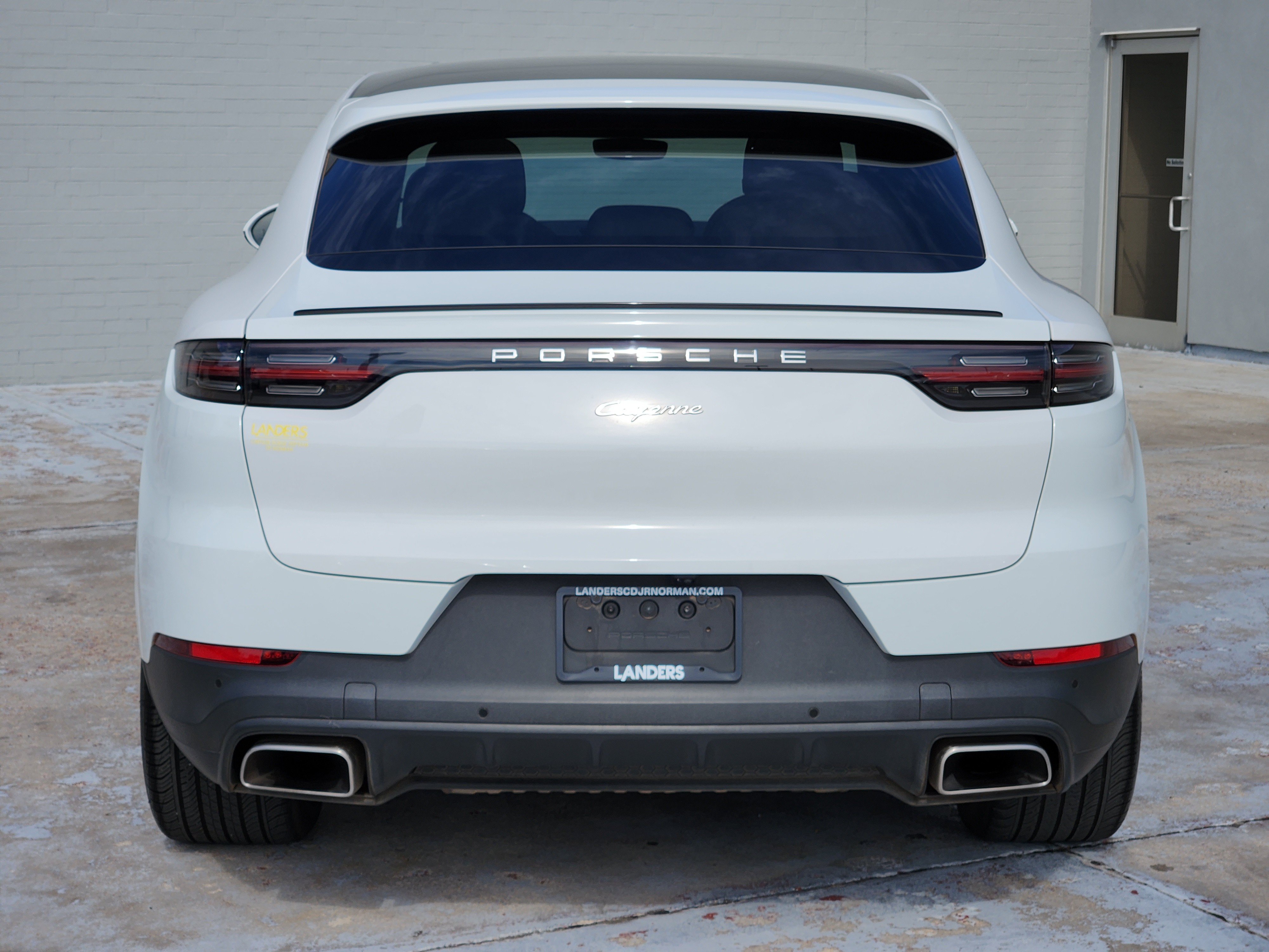Used 2023 Porsche Cayenne Coupe AWD/4WD image 7