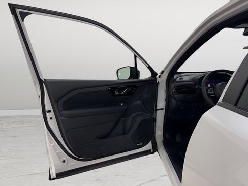 New 2025 Subaru Forester Touring image 19