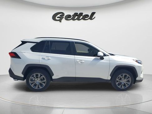 Certified 2023 Toyota RAV4 XLE Premium AWD/4WD image 4