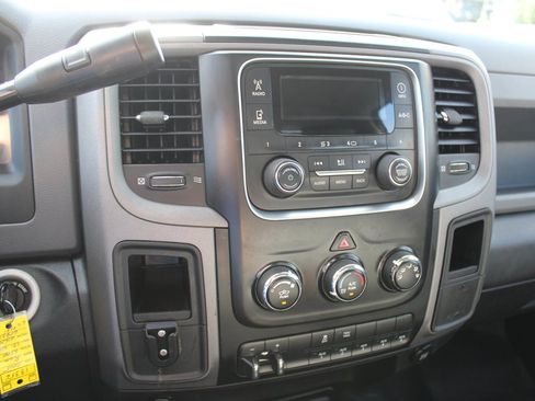 Used 2015 RAM 2500 Tradesman AWD/4WD image 16