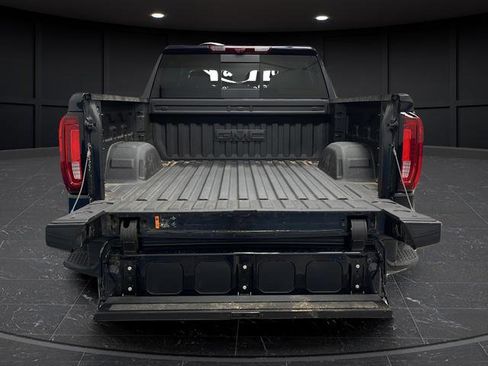Used 2026 GMC Sierra 1500 AT4 w/ AT4 Premium Package AWD/4WD image 31