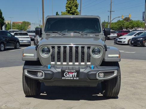 Used 2023 Jeep Wrangler Unlimited Sahara w/ Cold Weather Group AWD/4WD image 11