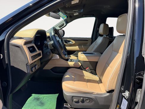 Used 2023 Chevrolet Tahoe Premier AWD/4WD image 10