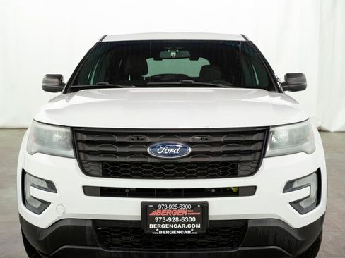Used 2017 Ford Explorer 4WD Police Interceptor w/ Ready For The Road Package image 2