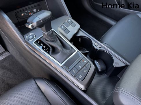 New 2026 Kia Sportage EX w/ EX Panorama Roof Package image 16