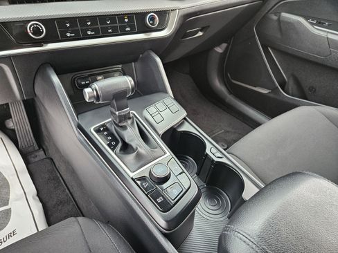 Used 2024 Kia Sportage LX image 23