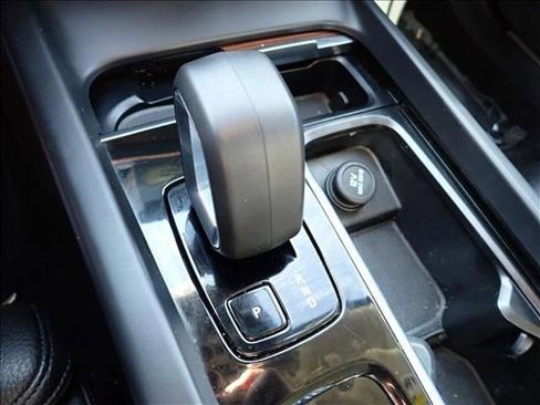 Used 2024 Volvo S60 B5 Ultimate image 18