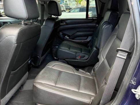 Used 2018 GMC Yukon SLT w/ Premium Edition AWD/4WD image 11