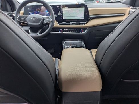 New 2026 Chevrolet Equinox ACTIV image 26