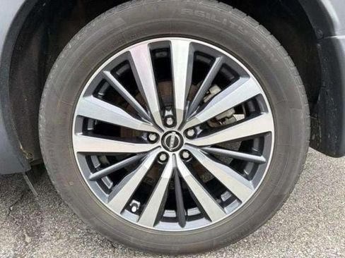Used 2022 Nissan Pathfinder Platinum w/ Cargo Package FWD image 29
