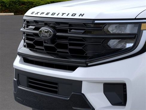 New 2026 Ford Expedition Platinum w/ Stealth Appearance Package image 17