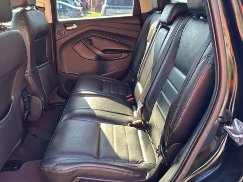 Used 2016 Ford Escape SE w/ SE Leather Comfort Package image 11